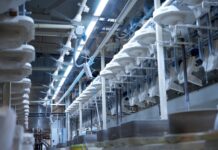 Fabryka Grupy Roca oszczędza 30% energii technologie napędowe