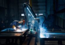 automotive, Roboty w Polsce, Universal Robots