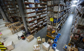 Znakowanie laserowe w logistyce zwiększa wydajność w polskich magazynach
